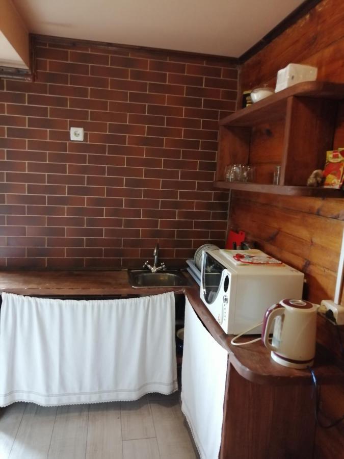 Usadba Kupalinka Hotel Ostrovo Buitenkant foto