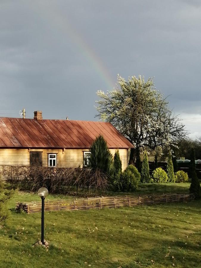 Usadba Kupalinka Hotel Ostrovo Buitenkant foto