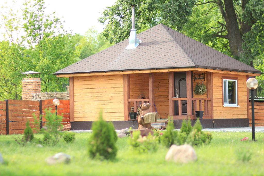 Usadba Kupalinka Hotel Ostrovo Buitenkant foto